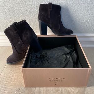 LAURENCE DACADE NWT Navy Suede Booties Sz 37